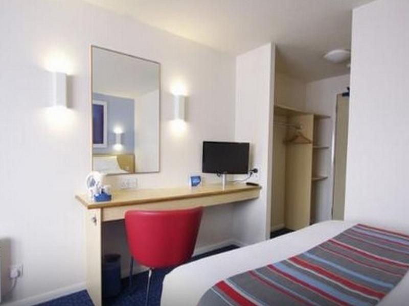 Travelodge Liverpool Central The Strand Exteriör bild