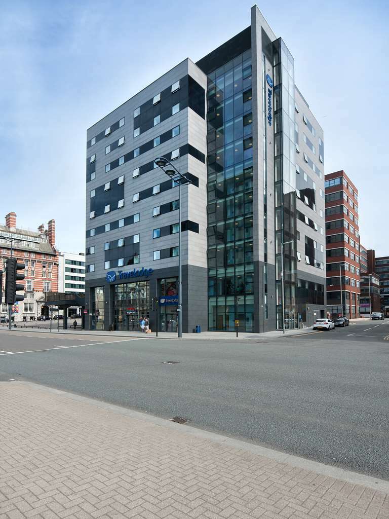 Travelodge Liverpool Central The Strand Exteriör bild